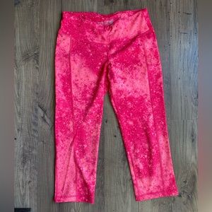 Old Navy Active Capri Workout Pants